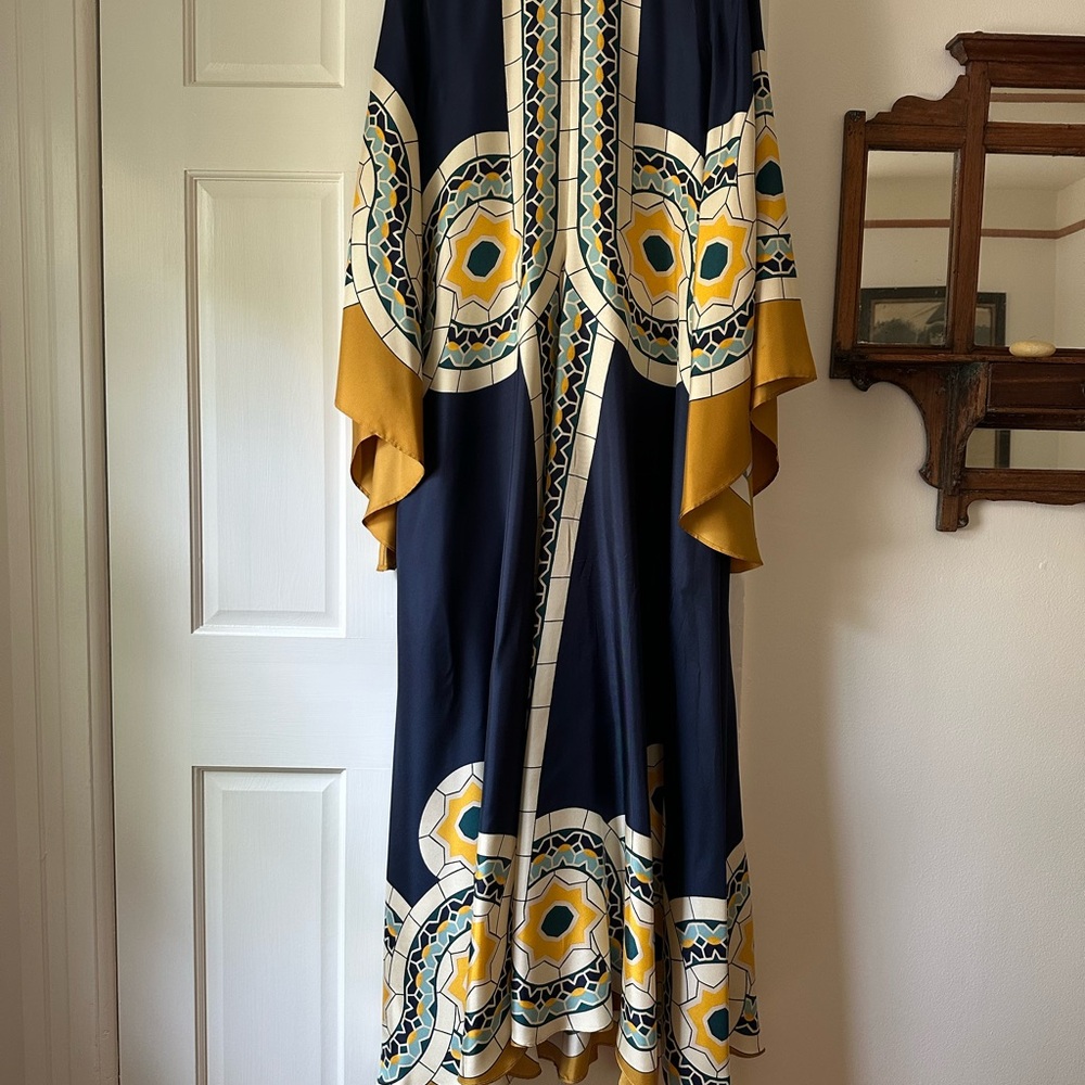 LA DoubleJ Magnifico Dress - Picture 2 of 8